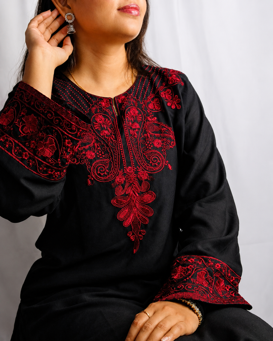 Premium Kashmiri Embroidery Suit Set with Printed Nazneen Dupatta