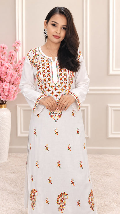 Women White Multicolor Embroidered Straight Kurta | Round Neck | Floral Thread Work Ethnic Wear